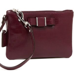 COPY - Coach Darcy BowSherry Patent Leather
Bow Wristlet. Preowned. EUC